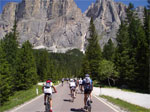 gal/2010/07 - Sella Ronda Bike Day 2010/05 - SellaRonda_Bike_Day/04 - L_affascinante e duro Passo Sella/_thb_2P6270179-01.jpg